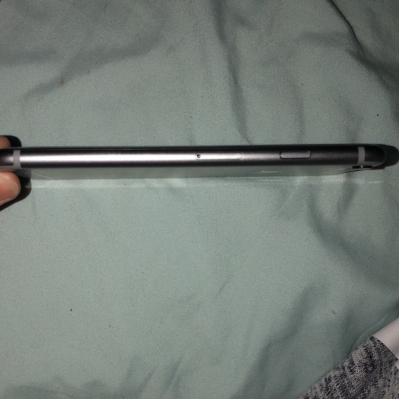 Iphone 6s - Picture 6 of 6